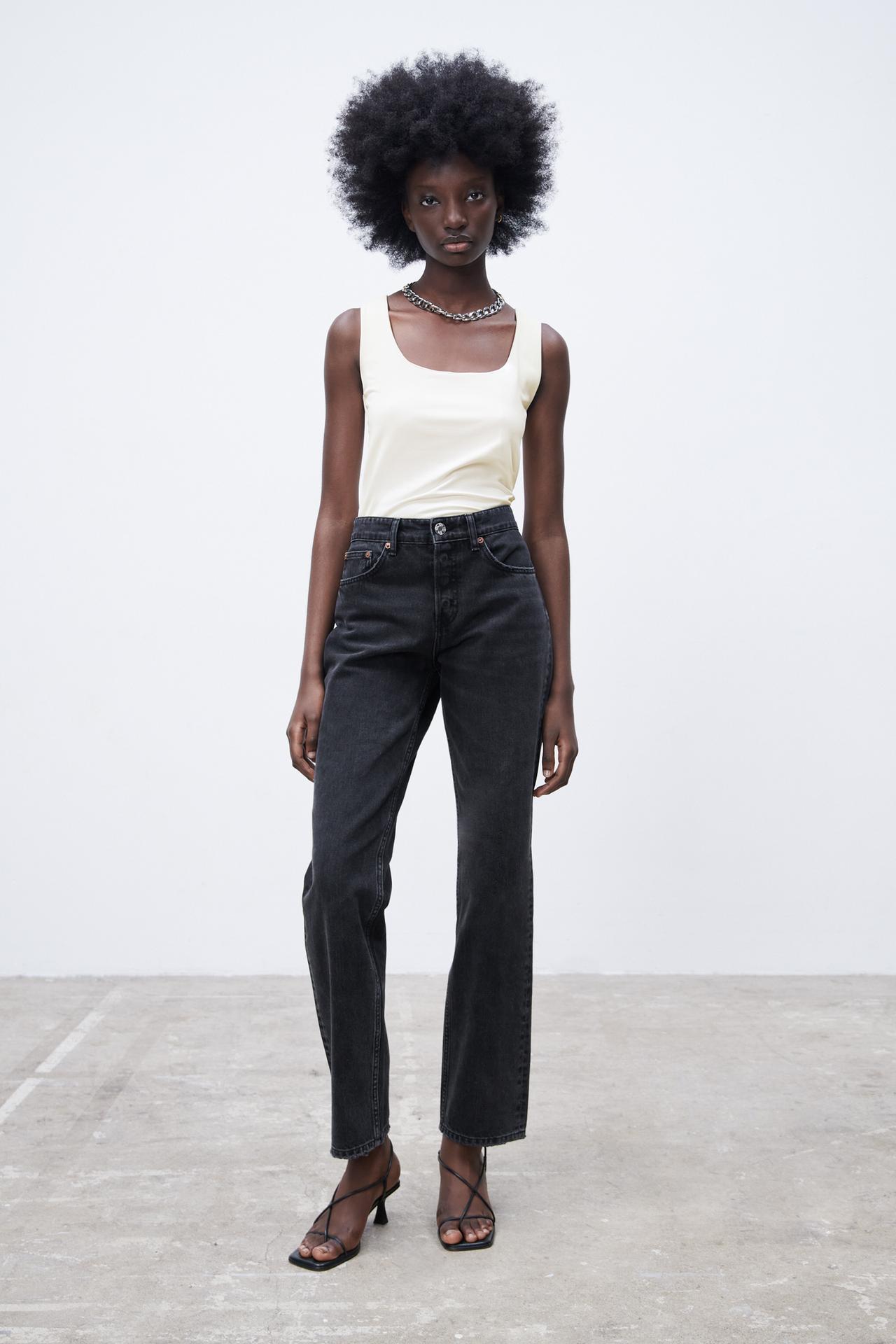 Zara Ecru Fitted Tank top made from a polyamide blend. Features wide straps and chest reinforcement.