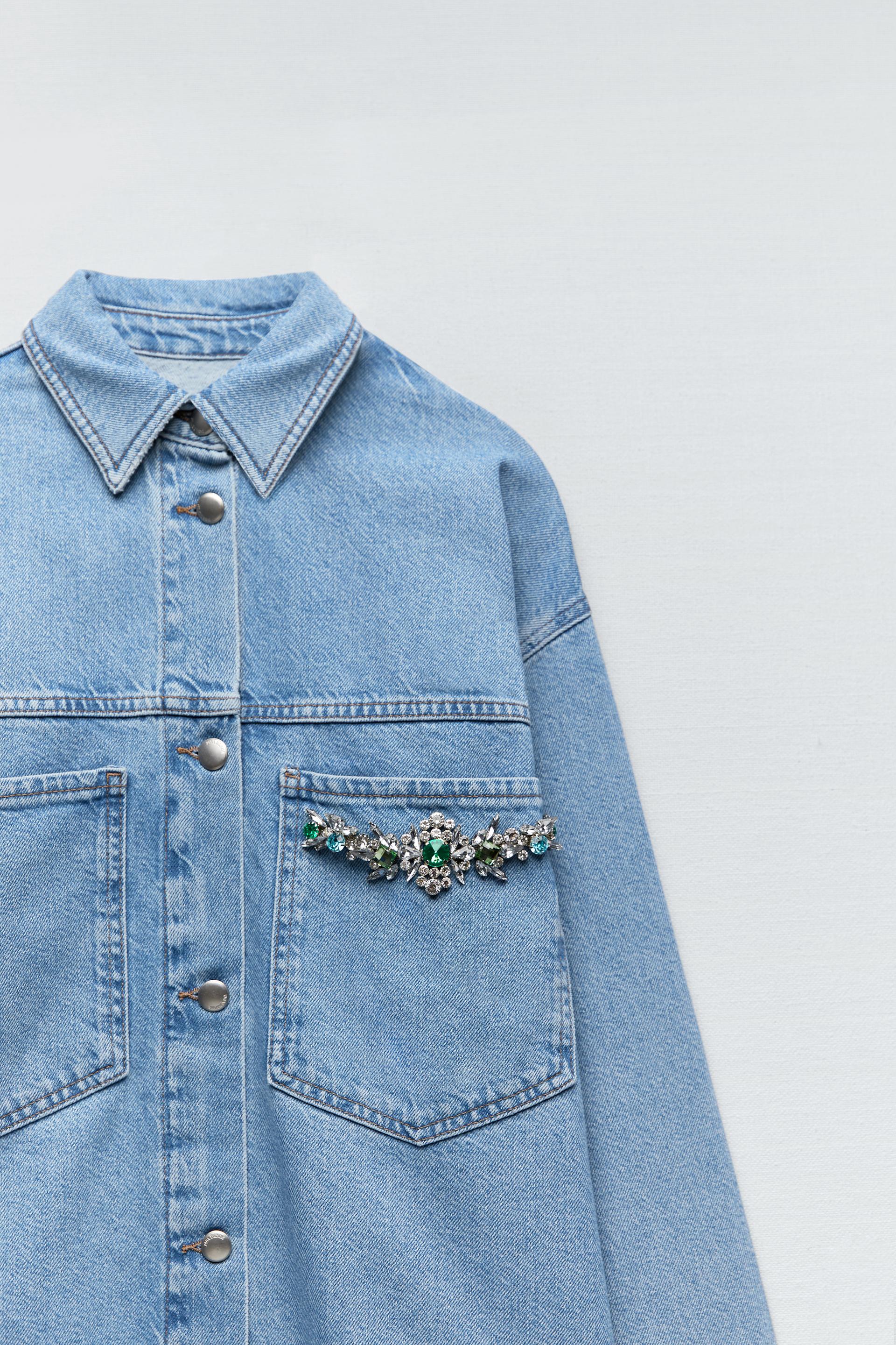 DENIM JACKET WITH RHINESTONE DETAIL 