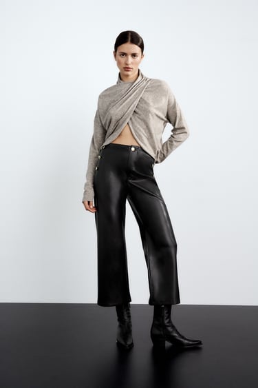 Image 0 of FAUX LEATHER CULOTTES from Zara