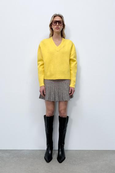 zara yellow sweater