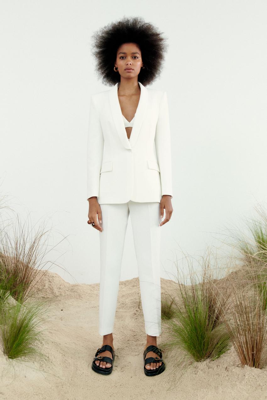 BLAZER SMOKING SOLAPA SATINADA Blanco roto ZARA Estados Unidos de America United States