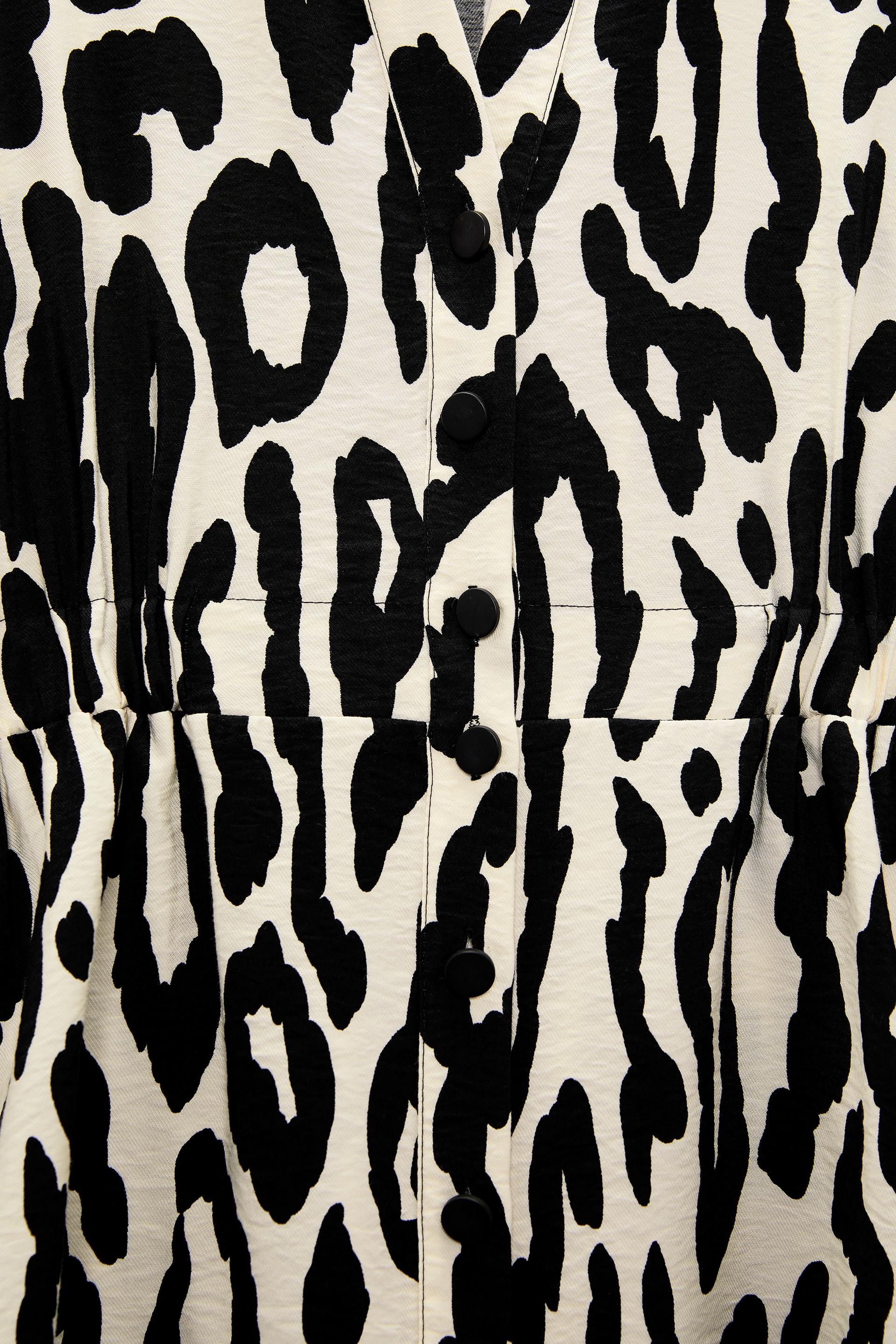 VESTIDO CAMISERO ESTAMPADO ANIMAL - Blanco / Negro | ZARA España