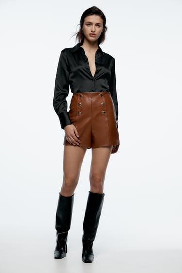 FAUX LEATHER BERMUDA SHORTS WITH BUTTONS