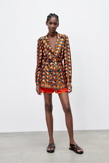 Image 0 of PRINTED BLAZER WITH BELT from Zara