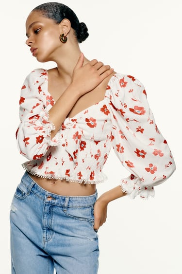 Image 0 of PRINTED LINEN BLEND TOP from Zara