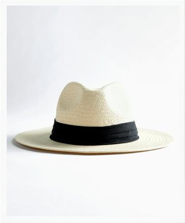 PANAMA-STYLE HAT