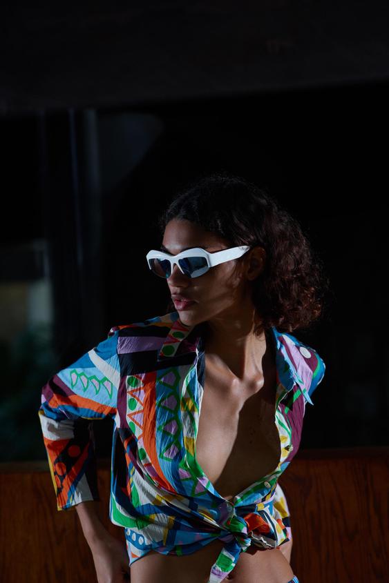 BLUSA VOLUMEN ESTAMPADA - Multicolor | ZARA España