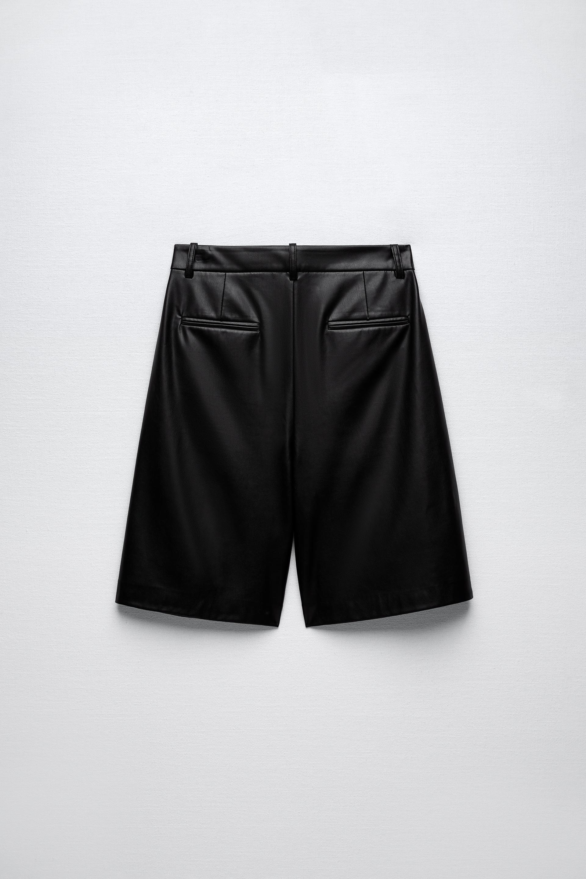 FAUX LEATHER BERMUDA SHORTS - Black 