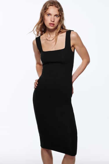 DRESS WITH SQUARED NECKLINE