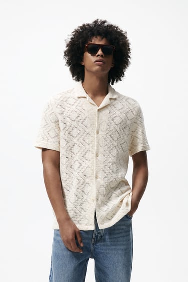 SHIRT WITH GEOMETRIC TEXTURED WEAVE