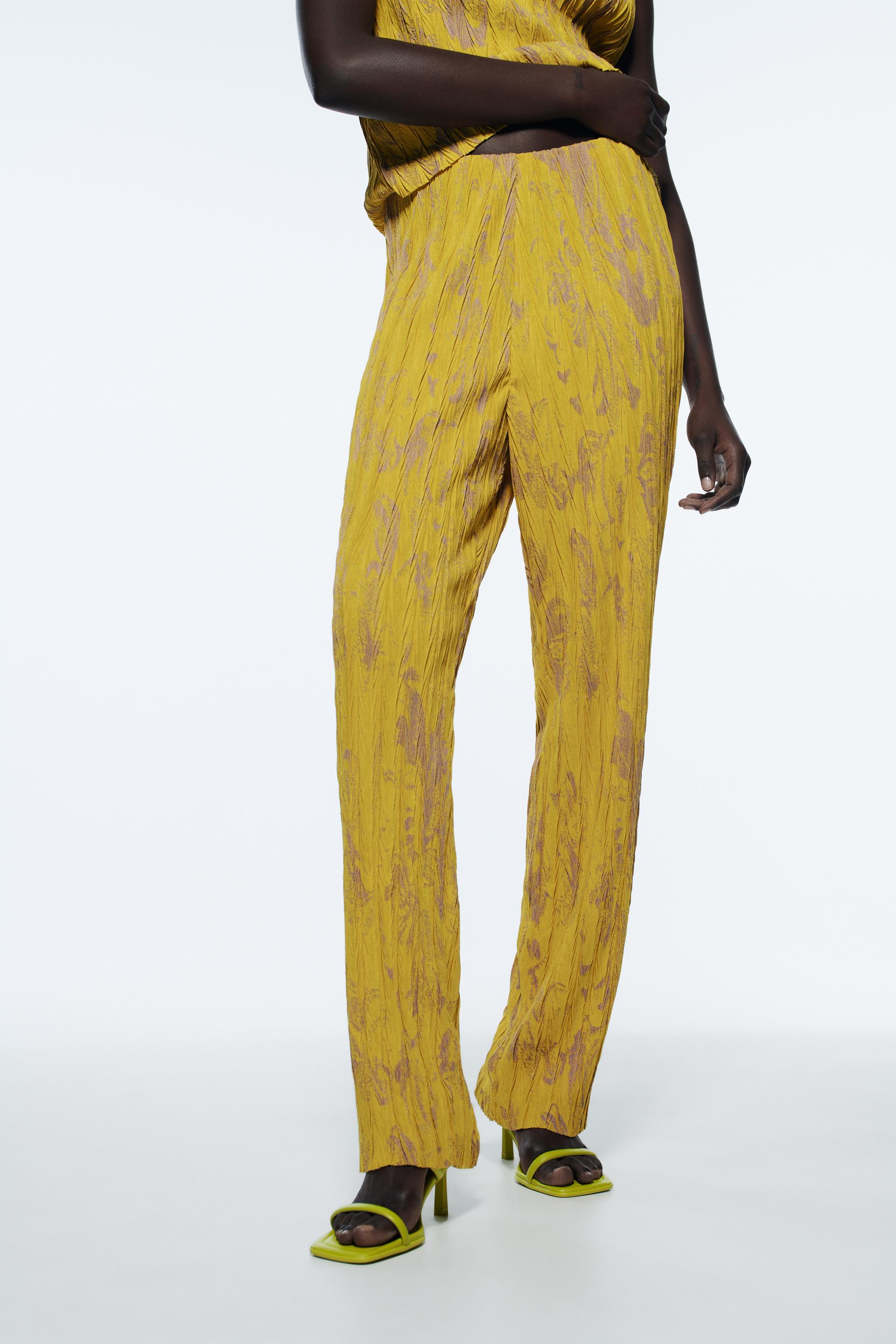 JACQUARD TROUSERS WITH VENTS - Yellow 