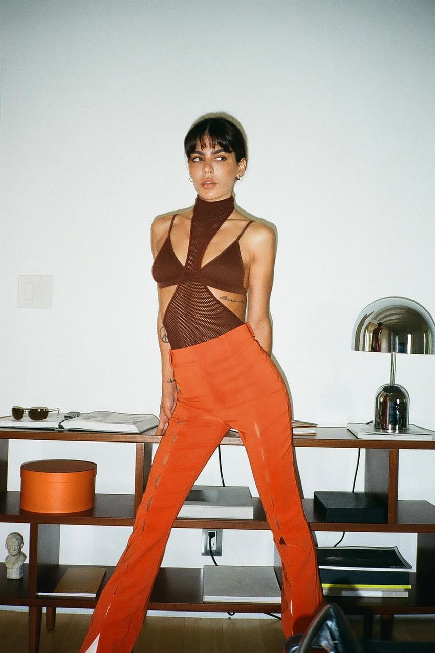 Pantalon fendu devant zara new arrivals