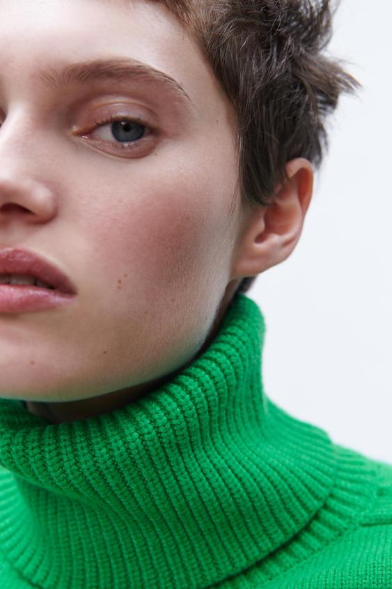 Εικόνα 3 του ΠΛΕΚΤΗ ΜΠΛΟΥΖΑ ΜΕ ΟΡΘΙΟ ΓΙΑΚΑ από Zara