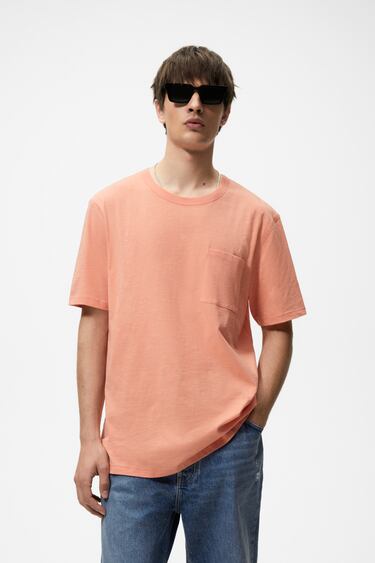 TEXTURED T-SHIRT WITH POCKET