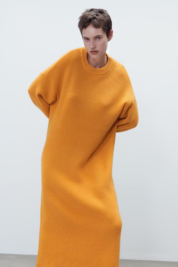 Εικόνα 1 του ΠΛΕΚΤΟ ΦΟΡΕΜΑ ΜΕ ΠΕΣΜΕΝΟ ΩΜΟ από Zara