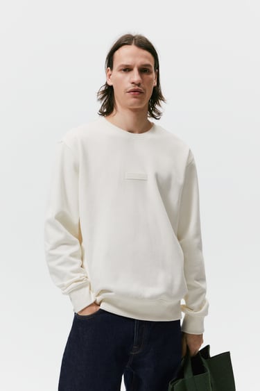 TEXTURED SWEATSHIRT WITH PATCH