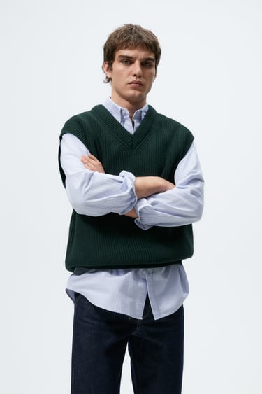 Image 0 of BASIC PURL KNIT VEST from Zara