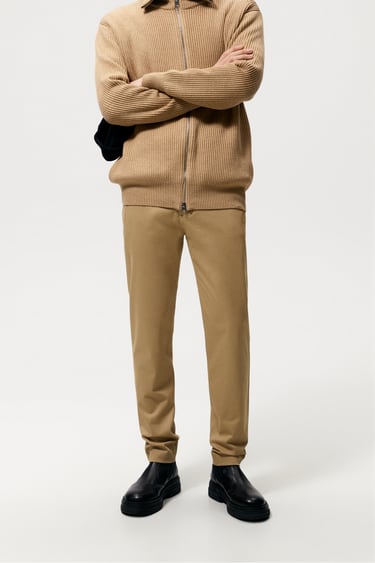 COMFORT FIT CHINO TROUSERS