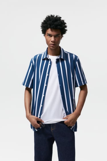 ELASTIC SHIRT WITH STRIPED PRINT
