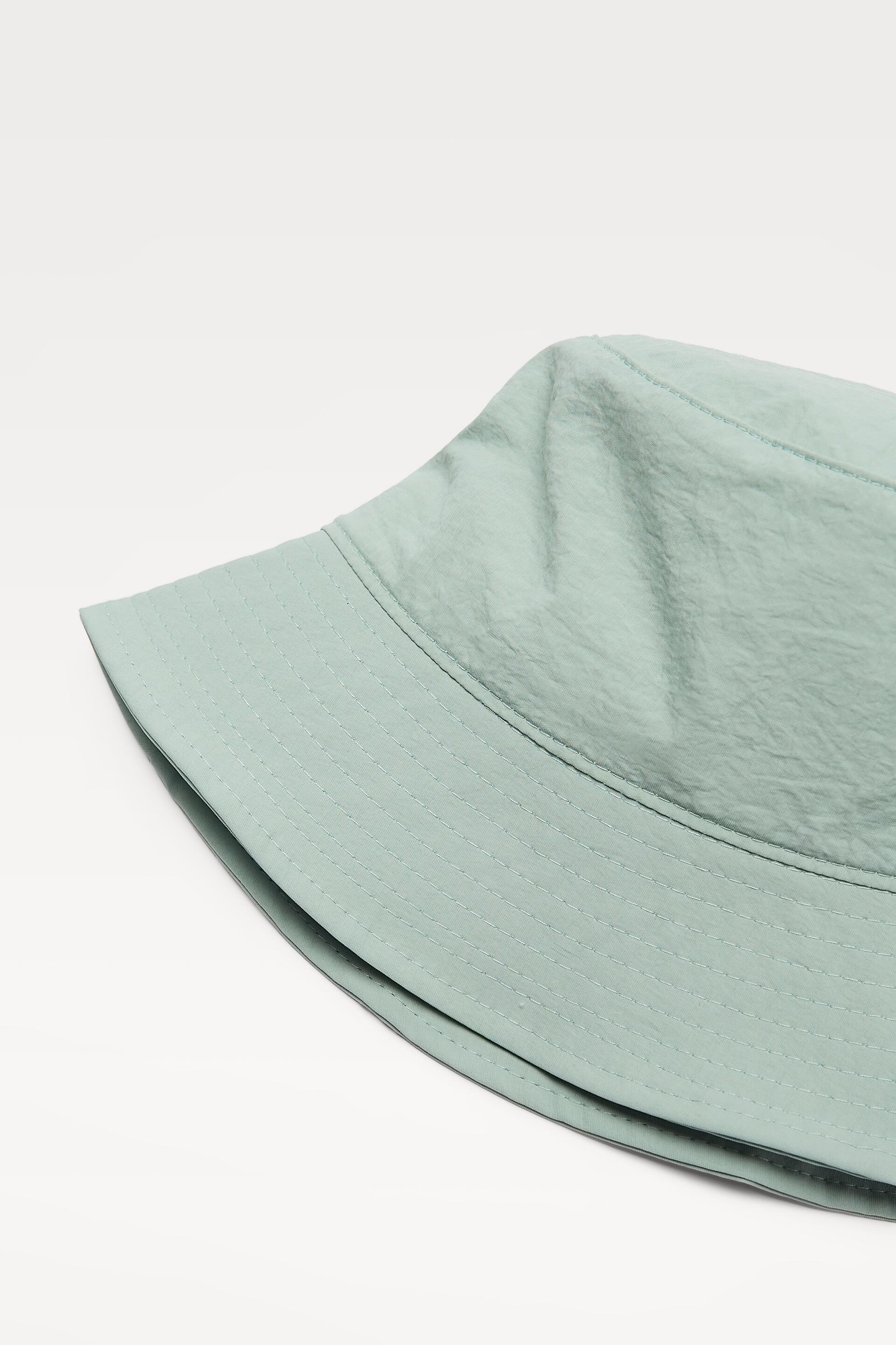 CAPPELLO A SECCHIELLO TECNICO - Azzurro intenso | ZARA Italia / Italy