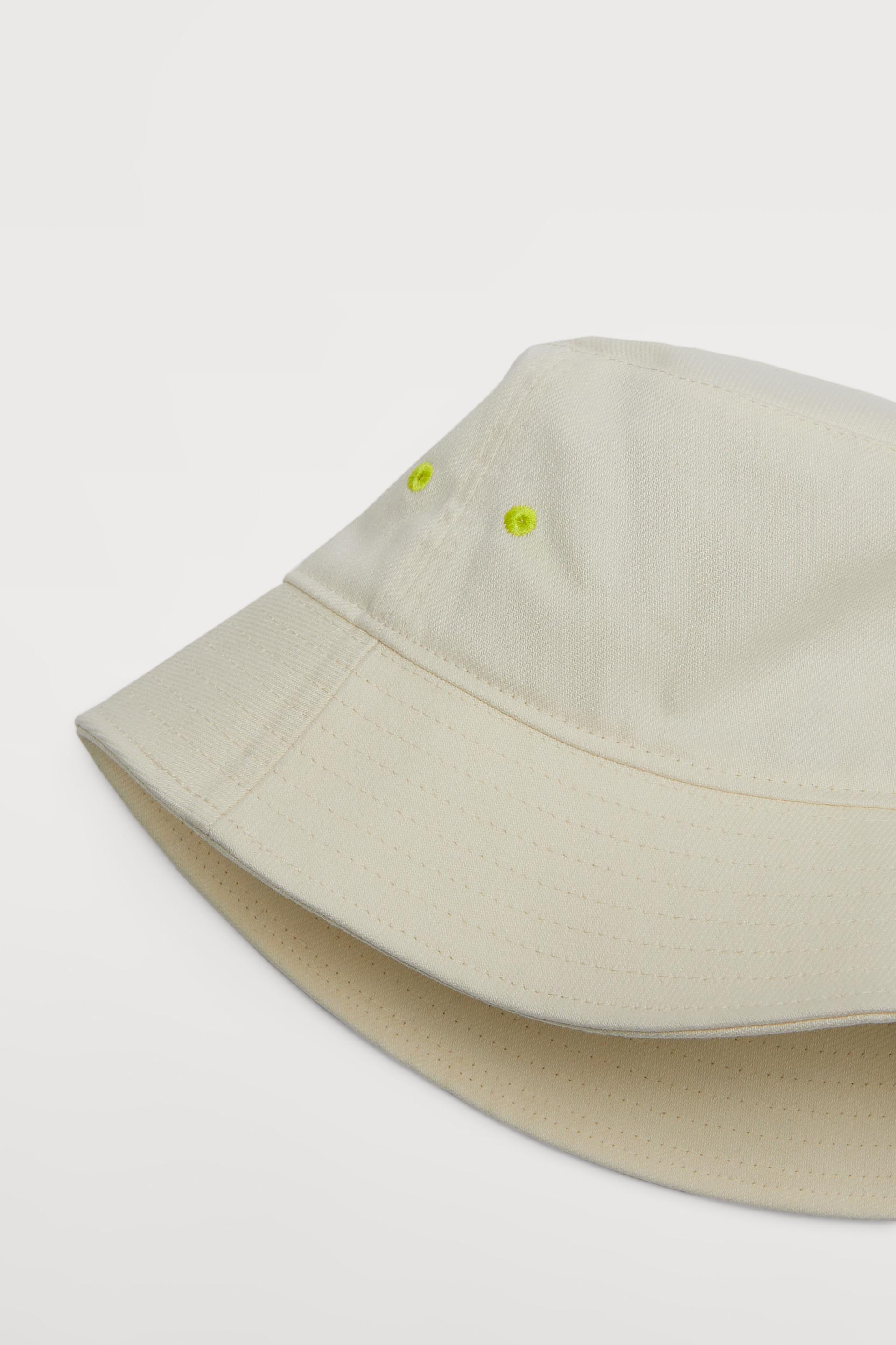 BUCKET HAT - Oyster White | ZARA United 