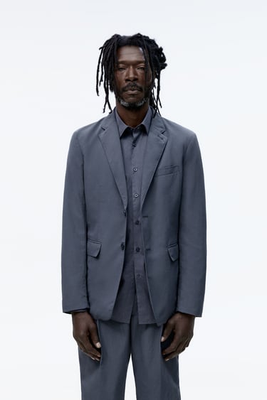 Image 0 of TECHNICAL SUIT BLAZER from Zara