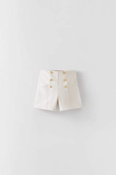 BERMUDA SHORTS WITH GOLDEN BUTTONS