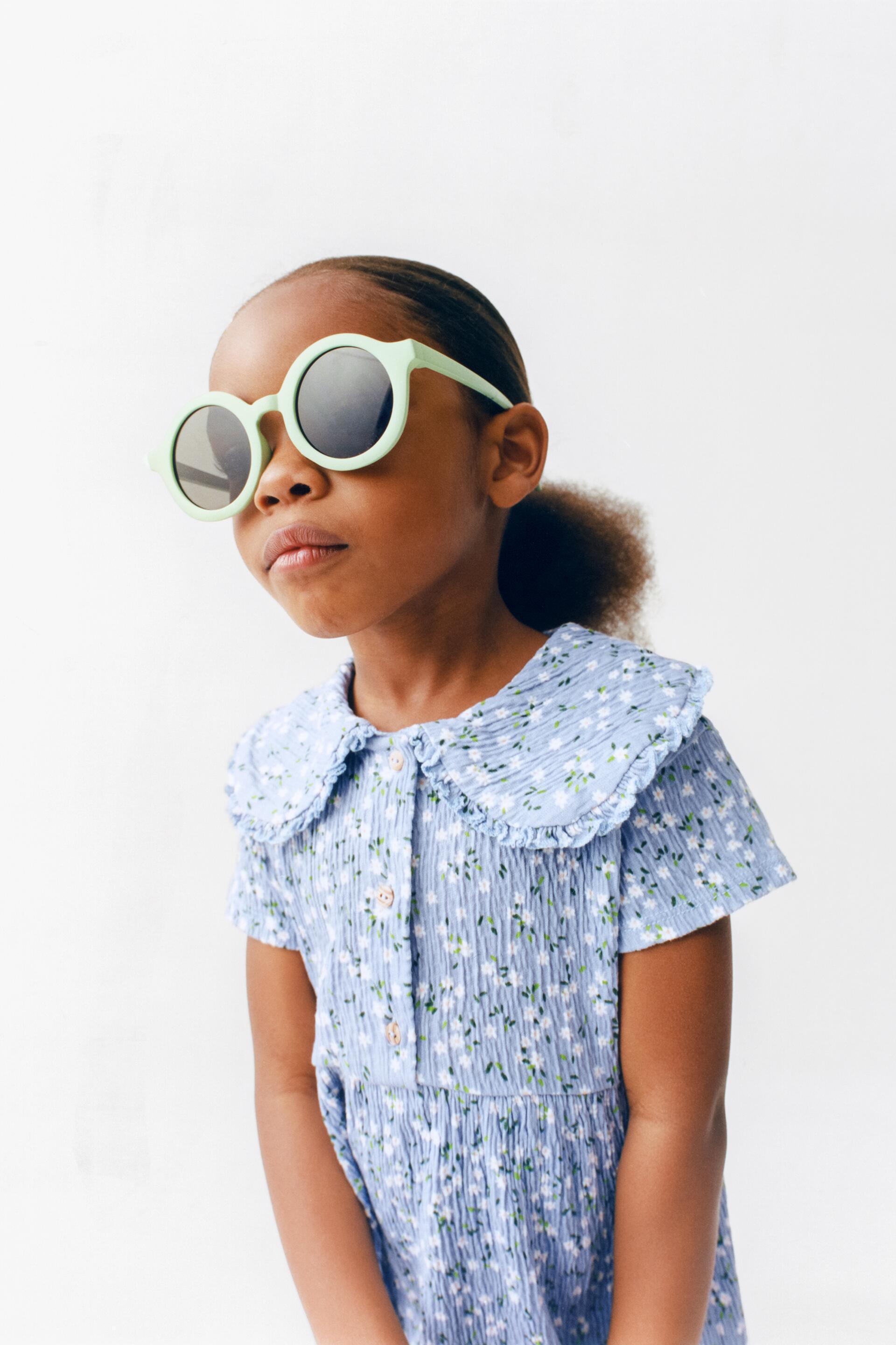 ラウンドマットサングラス グリーニッシュ Zara Japan 日本 ラウンドマットサングラス グリーニッシュ Zara Japan 日本