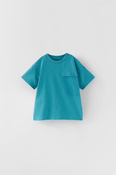 T-SHIRT WITH SNAP-BUTTON POCKET