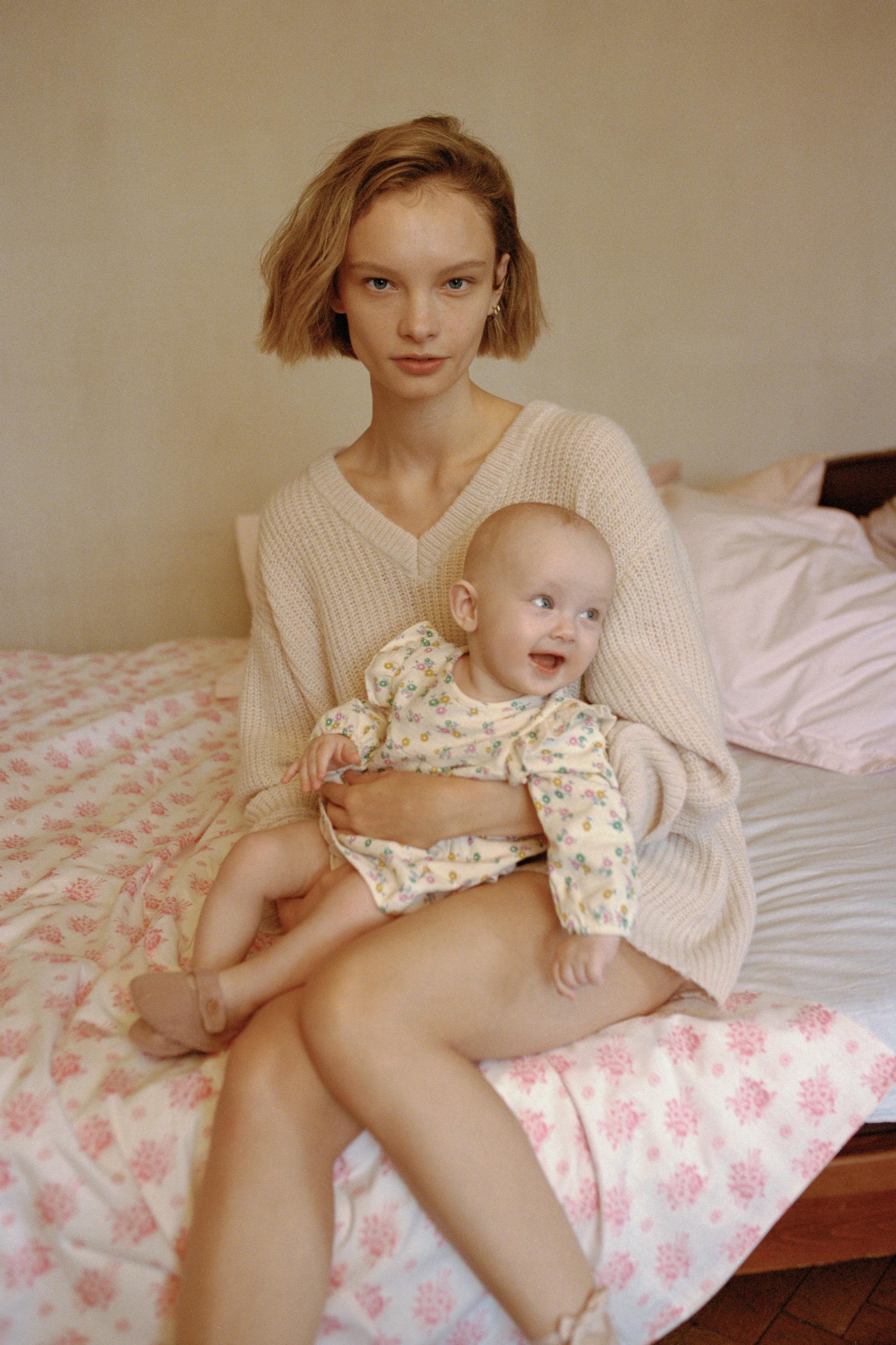 マーガレット柄ワンピース ライトエクリュ Zara Japan 日本 マーガレット柄ワンピース ライトエクリュ Zara Japan 日本