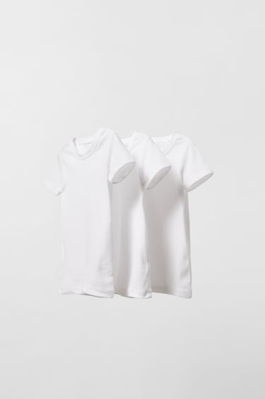 Image 0 of BABY/ THREE-PACK OF BASIC T-SHIRTS from Zara