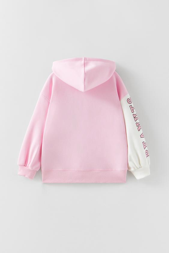 Esta es la sudadera rosa de Zara que se ha agotado en tiempo récord en la  página web (y no es de rebajas)