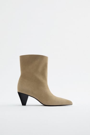 Image 0 of SOFT SUEDE ANKLE BOOTS from Zara