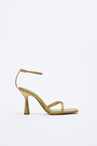 HEELED SQUARE TOE ANKLE STRAP SANDALS 