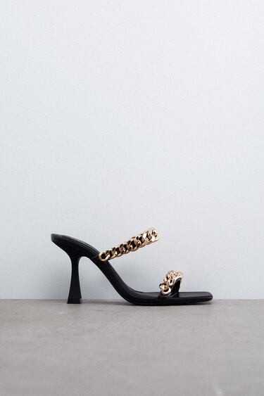 HEELED SANDALS WITH CHAIN DETAIL