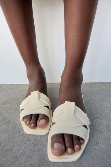 puffy sandals zara