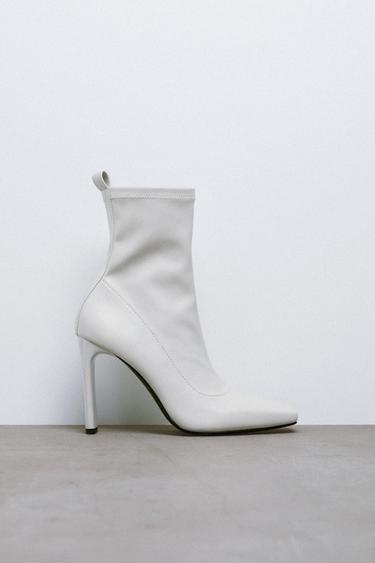 Welche Kriterien es vorm Kaufen die Zara stiefeletten mit ketten zu beurteilen gilt