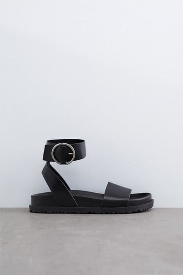 BUCKLED FLAT SANDALS