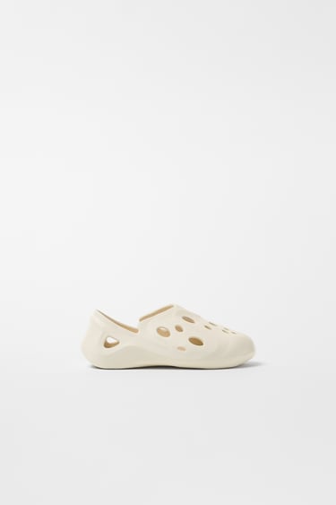 Image 0 of KIDS/ LIGHTWEIGHT RUBBERISED SHOES from Zara