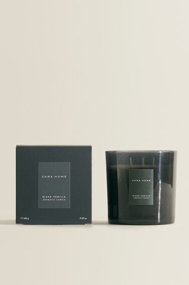 (620 G) BLACK VANILLA SCENTED CANDLE