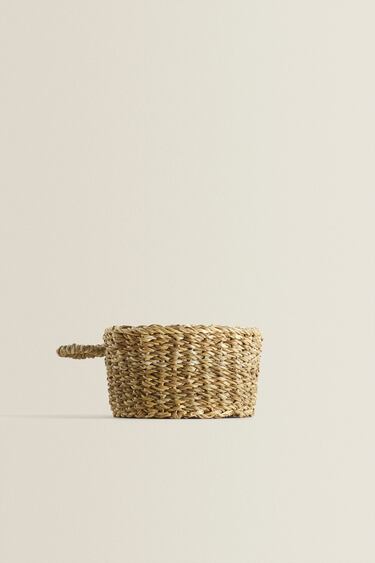 Image 0 of ROUND BASKET WITH HANDLE from Zara