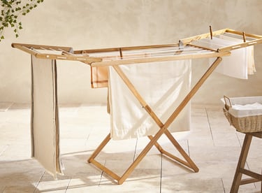 FOLDING WOODEN CLOTHES HORSE
