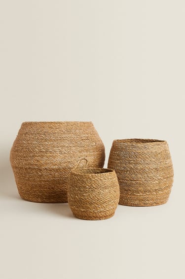 Image 0 of SEAGRASS BASKET from Zara