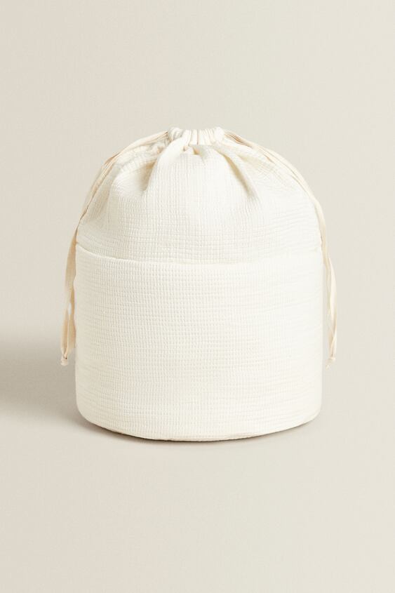Zara QUILTED WAFFLE TEXTURE BASKET