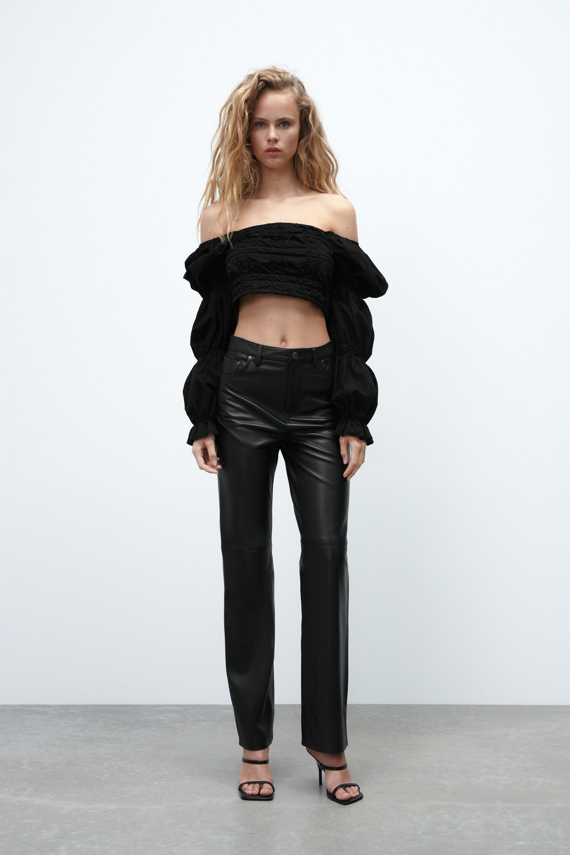 TOP CROPPED ESTRUCTURA - Negro | ZARA Chile