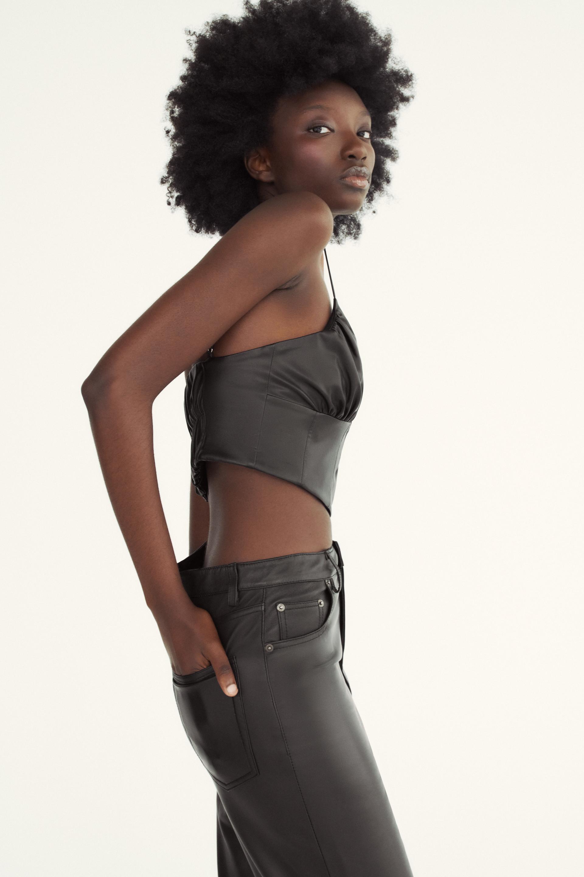 TOP CROP CORSETERO - Negro | ZARA España