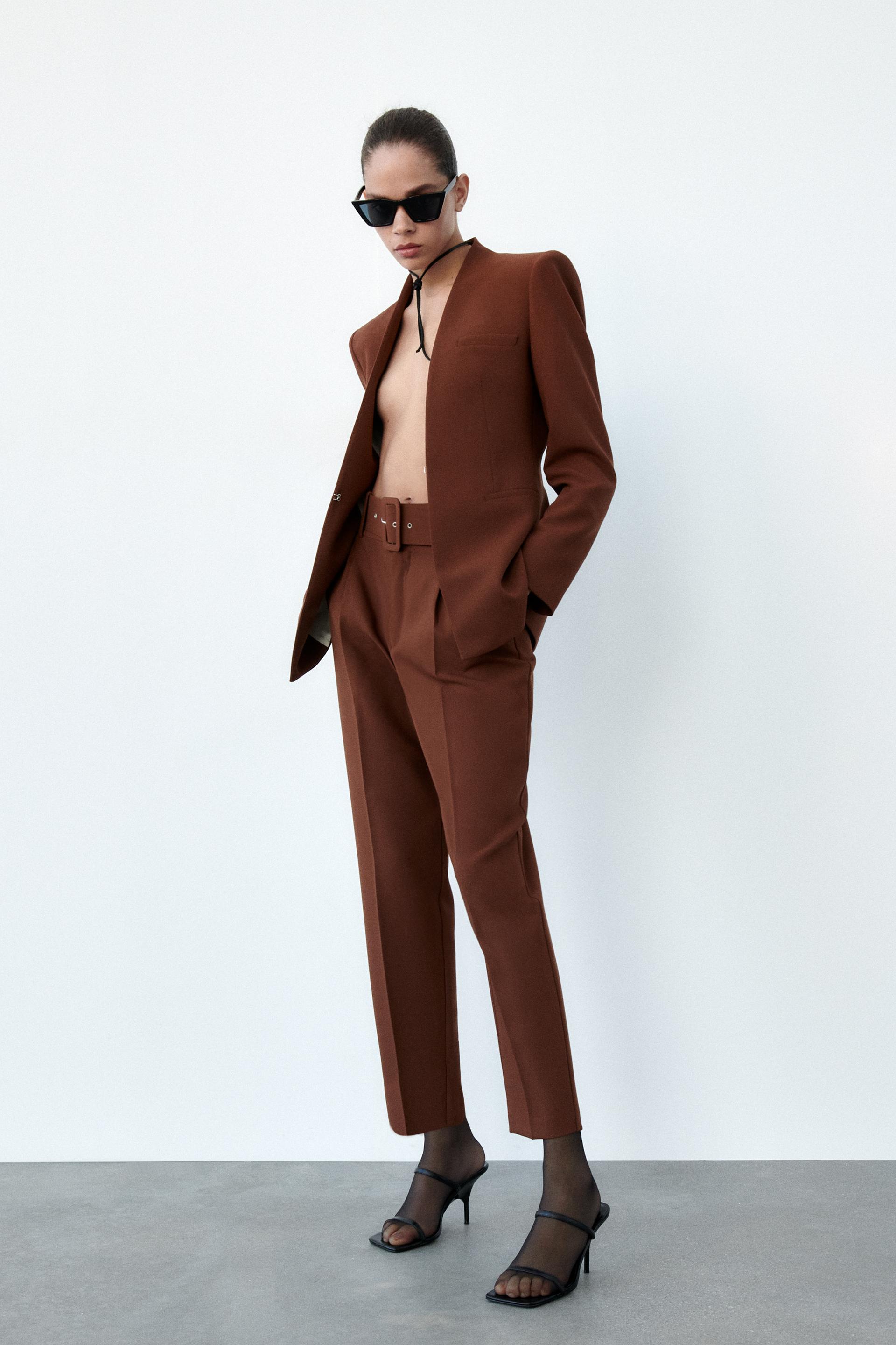 BLAZER LARGA SOLAPA INVERTIDA - Negro | ZARA España