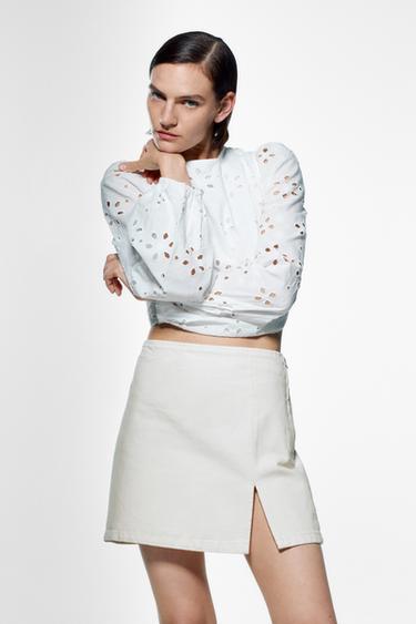 De mujeres de 60 años (y sus hijas de 30) es esta falda vaquera de  patchwork de Zara que ya tiene lista de espera hasta primavera