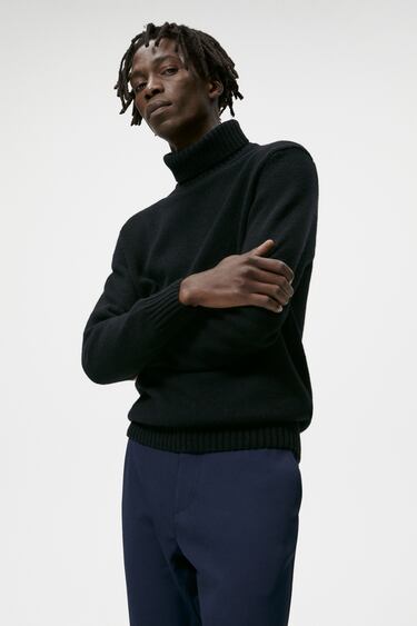 Image 0 of TEXTURED COMFORT TROUSERS from Zara