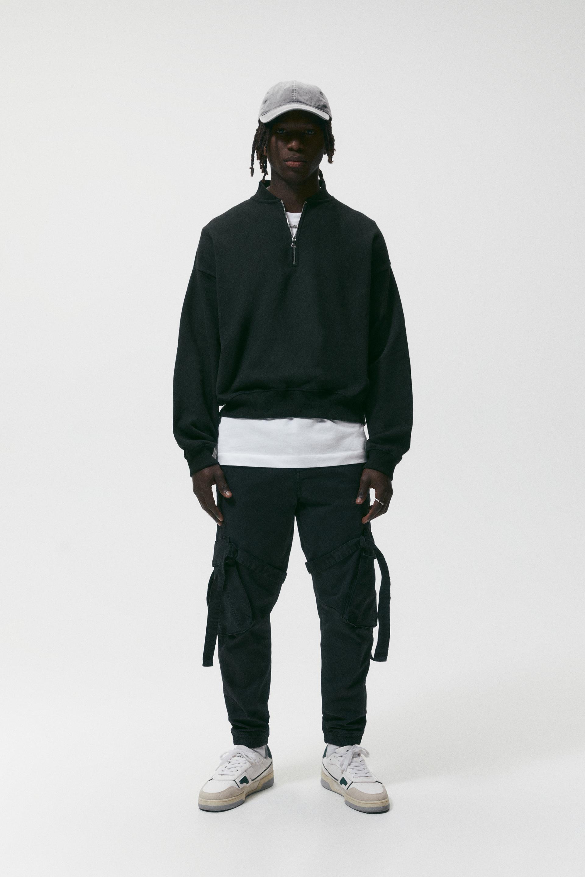 CARGO TROUSERS WITH STRAPS - Black 
